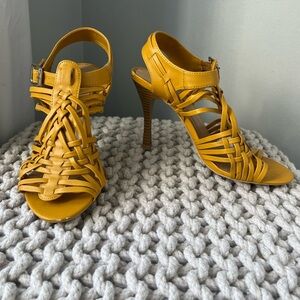 MARK & MADDUX SANDALS SIZE 7